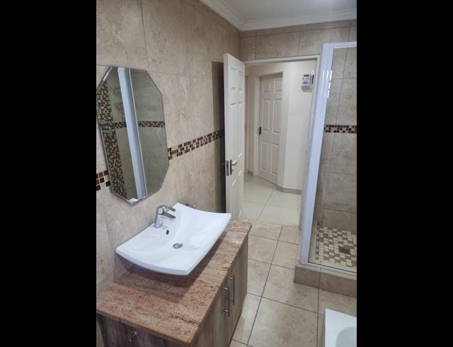 3 BEDROOM PROPERTY TO RENT IN HILLARY